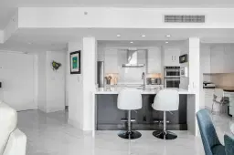 Picture of 100 SE 5Th Avenue 302, Boca Raton, FL 33432