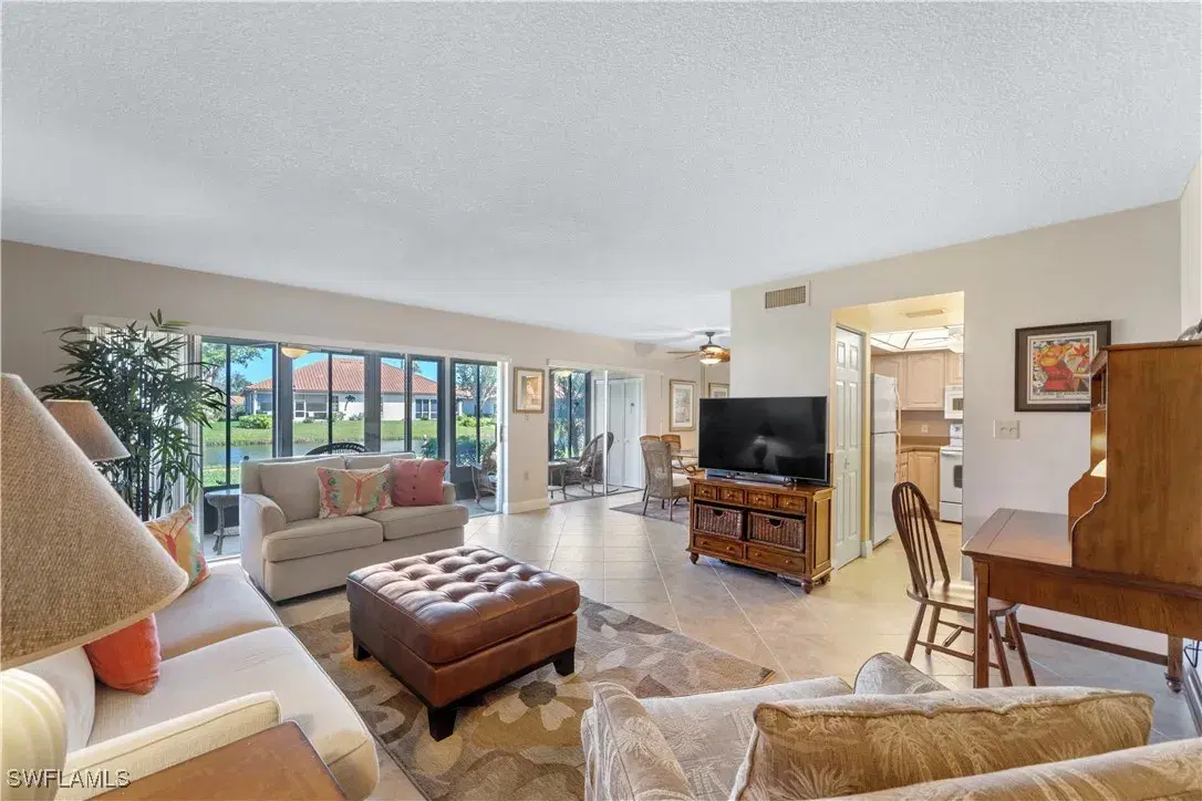 Picture of 5463 Peppertree Dr 13, Fort Myers, FL 33908
