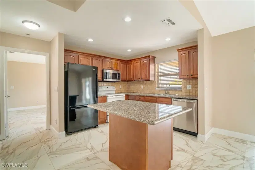 Picture of 4114 SW 1St Ave, Cape Coral FL 33914