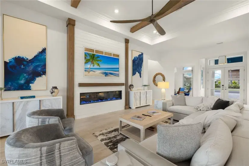 Picture of 15326 Turin Dr, Naples FL 34114