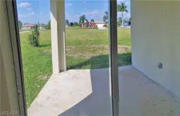 Picture of 225 NW 10Th Ter, Cape Coral, FL 33993
