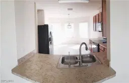 Picture of 225 NW 10Th Ter, Cape Coral, FL 33993