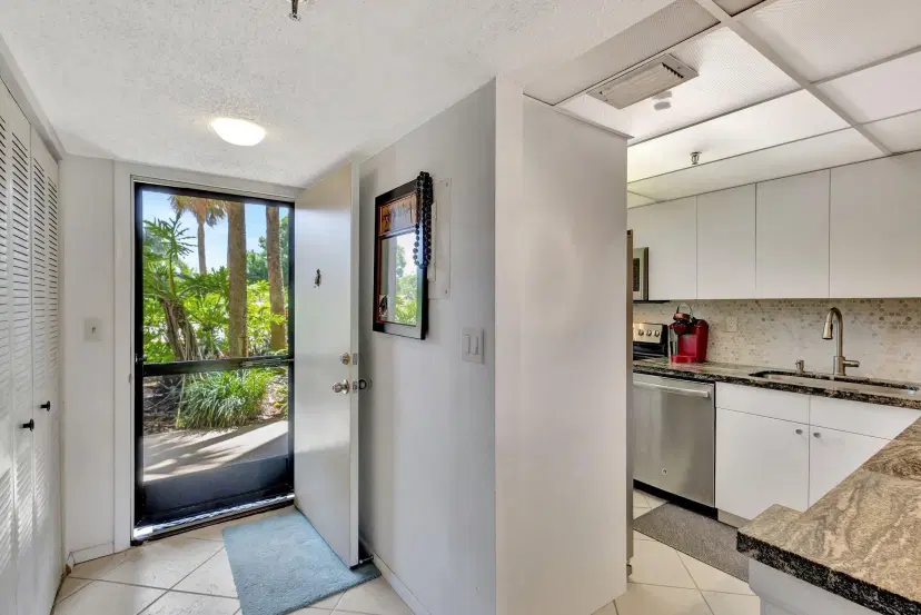 Picture of 2788 Tennis Club Drive 104, West Palm Beach FL 33417