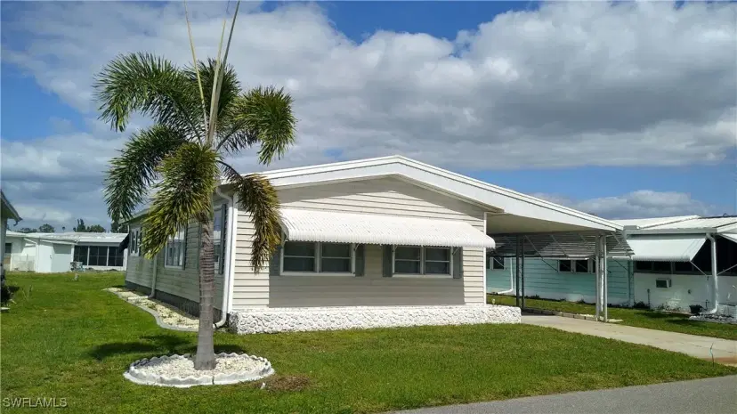 Picture of 2792 Deerfield Dr, North Fort Myers FL 33917