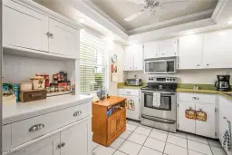 Picture of 1828 Pine Valley Dr 110, Fort Myers, FL 33907