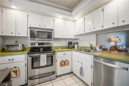 Picture of 1828 Pine Valley Dr 110, Fort Myers, FL 33907