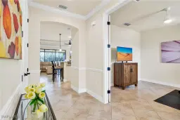 Picture of 2930 Aviamar Cir, Naples, FL 34114