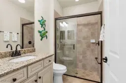 Picture of 2930 Aviamar Cir, Naples, FL 34114