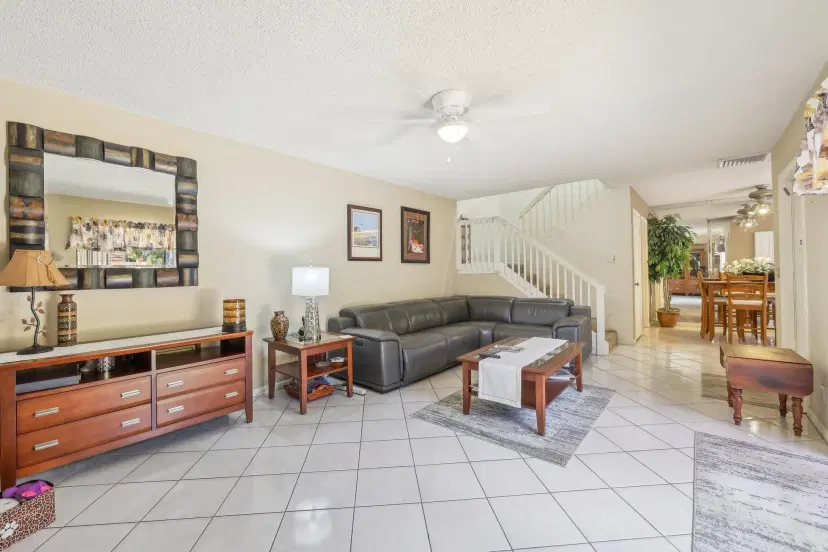 Picture of 9890 NW 6Th Ct, Plantation FL 33324