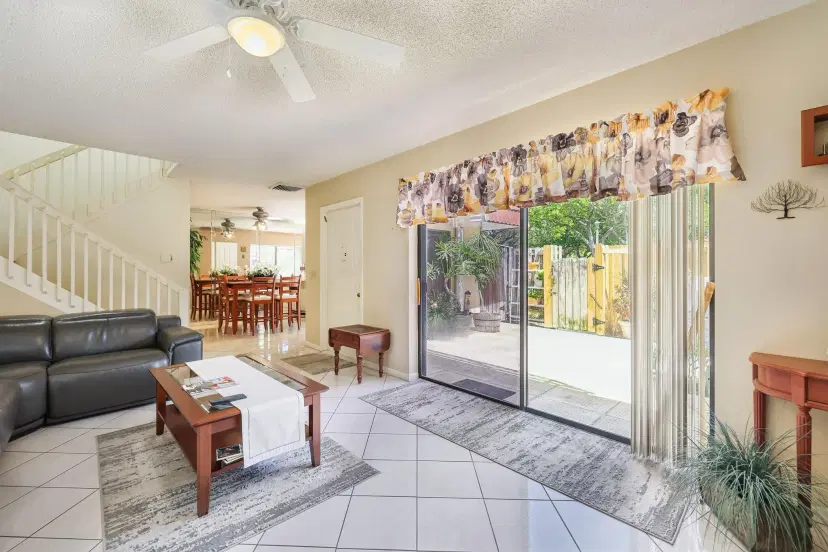 Picture of 9890 NW 6Th Ct, Plantation FL 33324