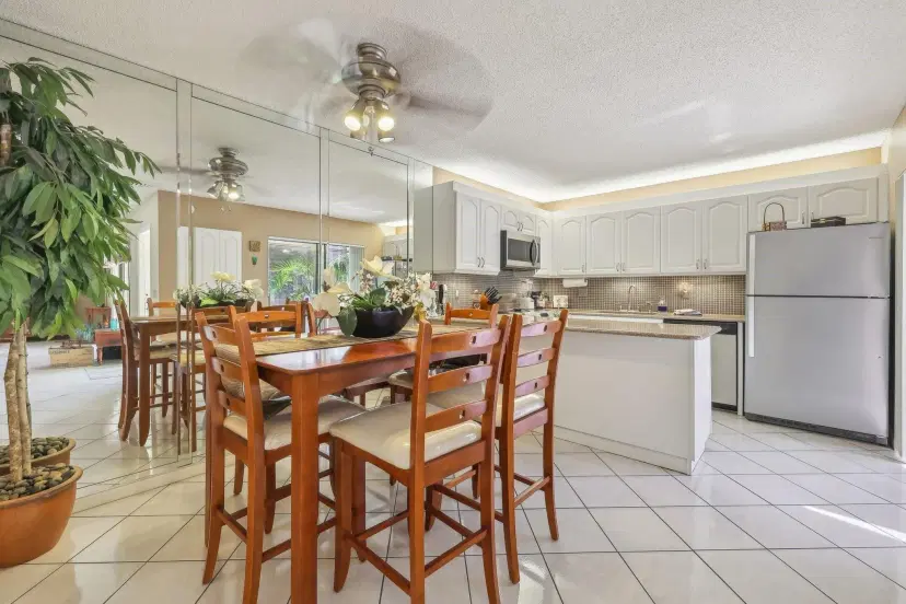 Picture of 9890 NW 6Th Ct, Plantation FL 33324