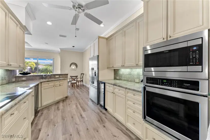 Picture of 436 Chartwell Pl, Naples FL 34110