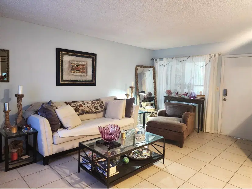 Picture of 804 SE 7Th St 101, Deerfield Beach FL 33441
