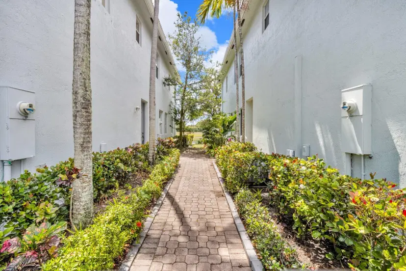 Picture of 3169 Laurel Ridge Circle, Riviera Beach FL 33404