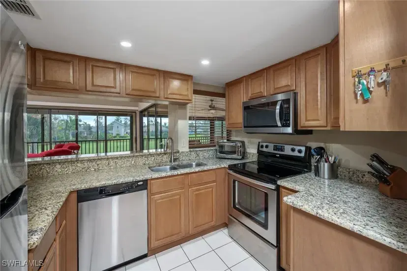 Picture of 14790 Eagle Ridge Dr 203, Fort Myers FL 33912