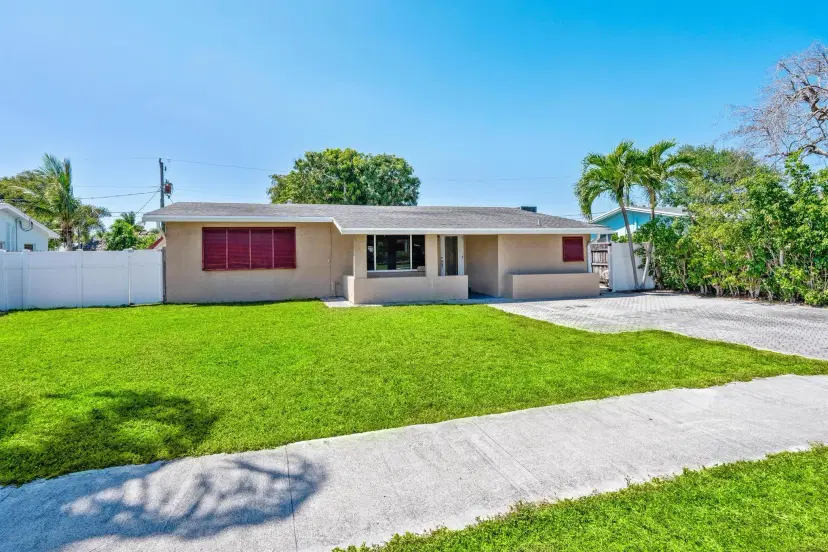 Picture of 271 SE 8Th Avenue, Deerfield Beach FL 33441