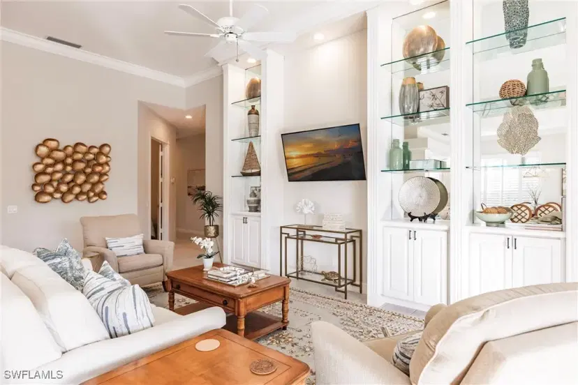 Picture of 4352 Montalvo Ct, Naples FL 34109