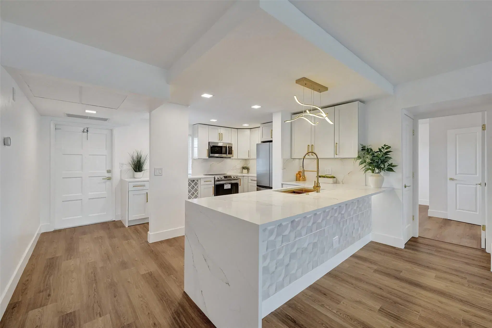 Picture of 3300 N Palm Aire Dr 308, Pompano Beach, FL 33069