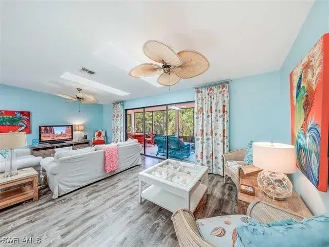 Picture of 707 Cardium St, Sanibel FL 33957
