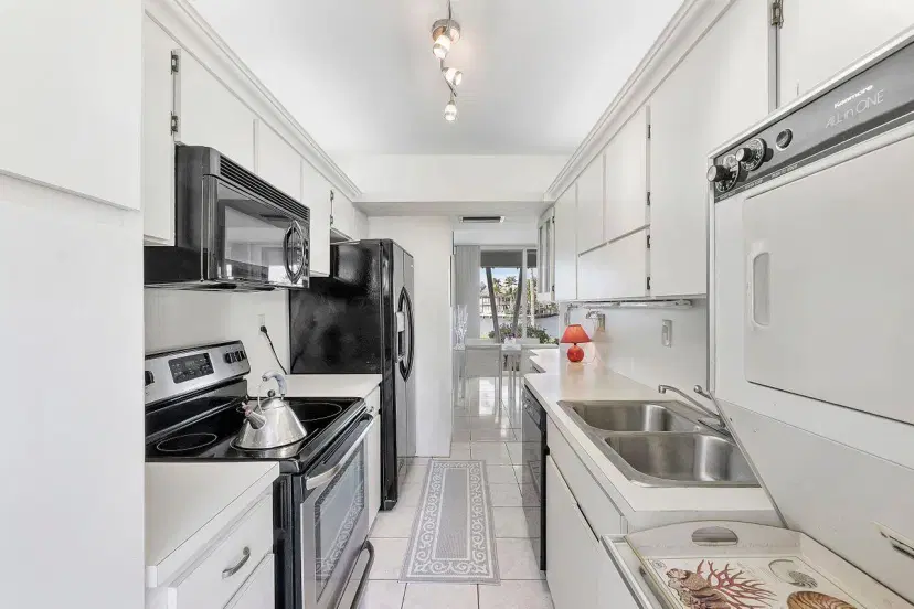 Picture of 1221 Hillsboro Mile 40A, Hillsboro Beach FL 33062