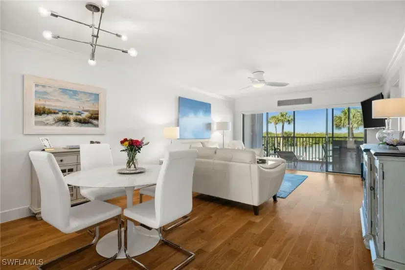 Picture of 12945 Vanderbilt Dr 306, Naples FL 34110
