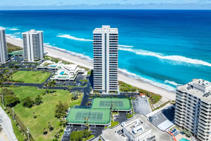 Picture of 5510 N Ocean Drive 15-B, Riviera Beach FL 33404