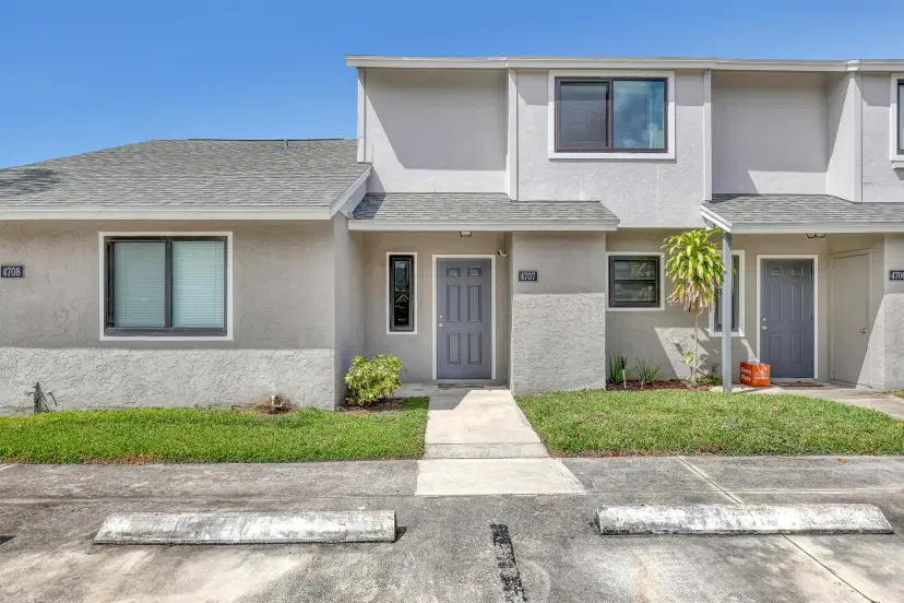 Picture of 4707 Pier Drive, Greenacres FL 33463