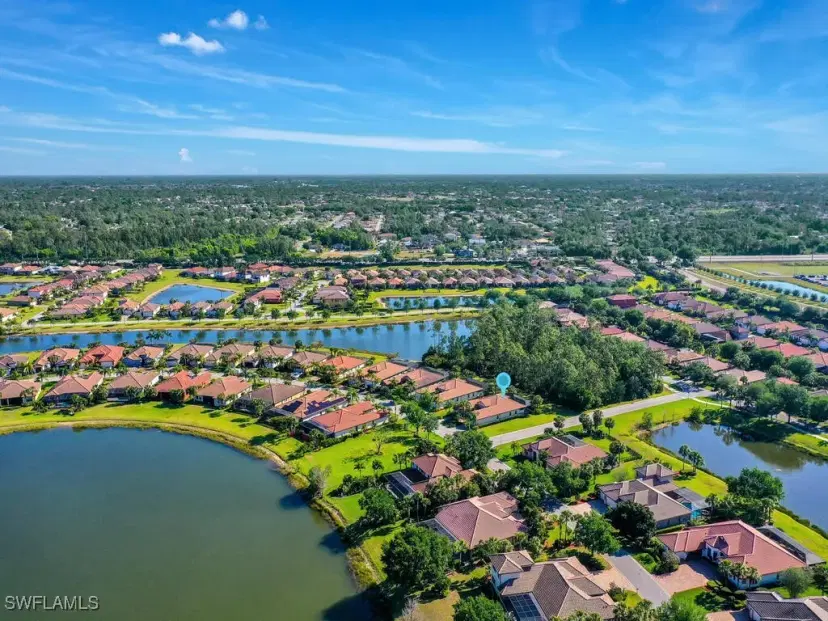 Picture of 10117 Avalon Lake Cir, Fort Myers FL 33913