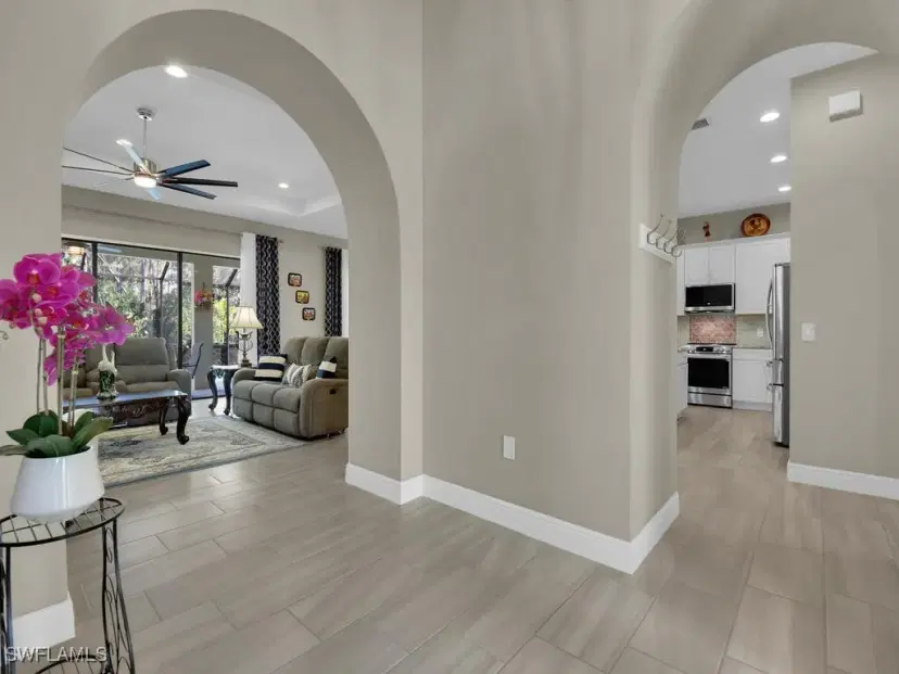 Picture of 10117 Avalon Lake Cir, Fort Myers FL 33913