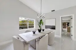 Picture of 540 SW 167Th Ter, Weston, FL 33326