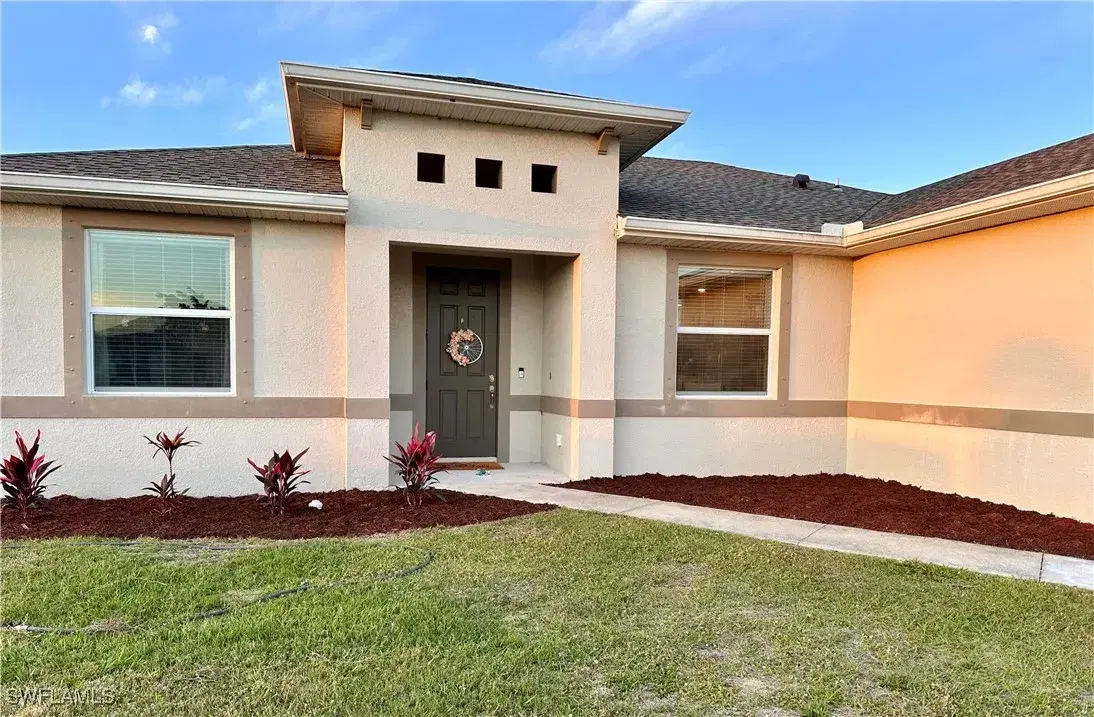 Picture of 1507 NE 33Rd Ln, Cape Coral, FL 33909