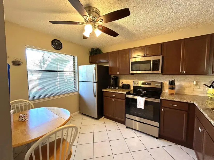 Picture of 7634 Tahiti Lane 106, Lake Worth FL 33467