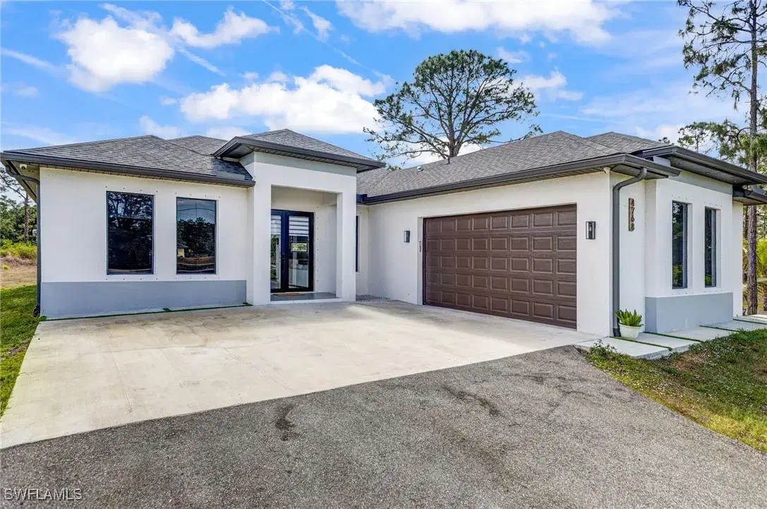 Picture of 4768 40Th St Ne, Naples, FL 34120