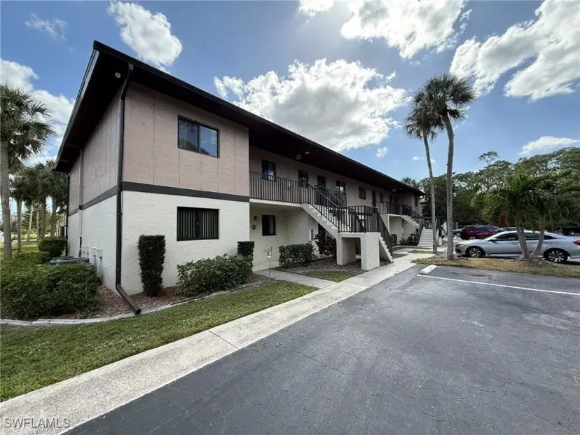 Picture of 1230 Hall Rd 306, North Fort Myers FL 33903
