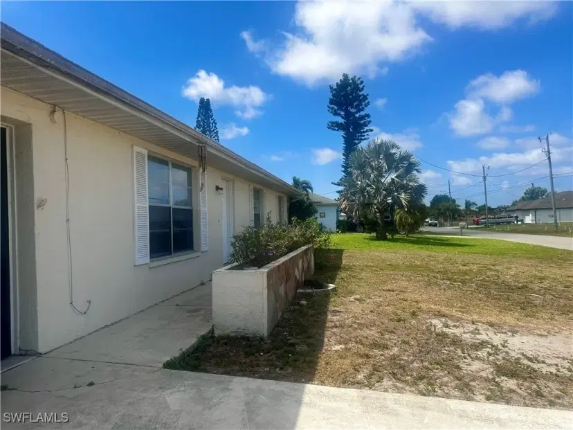 Picture of 1107 SE 13Th Ave, Cape Coral FL 33990