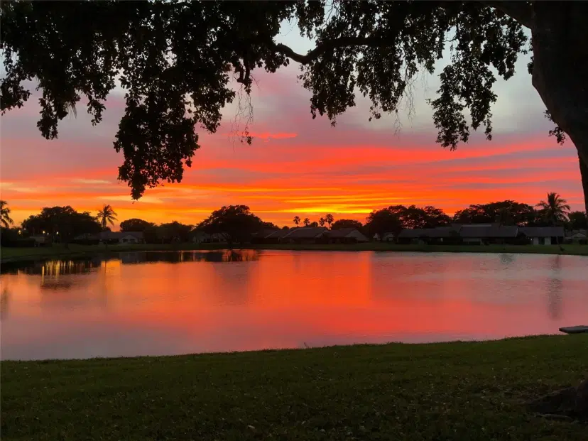 Picture of 5647 E Parkwalk CR 5647, Boynton Beach FL 33472