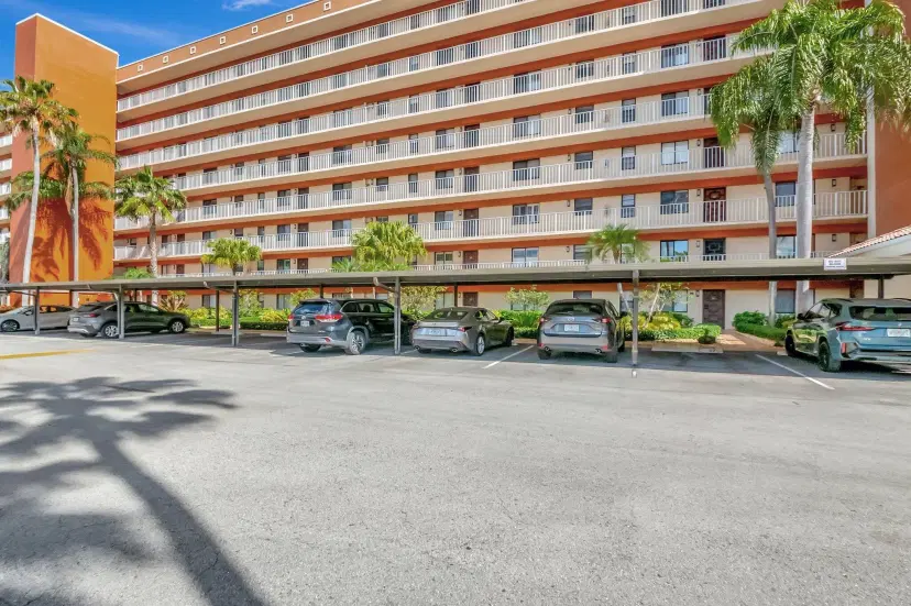 Picture of 7370 S Oriole Unit 303, Delray Beach FL 33446