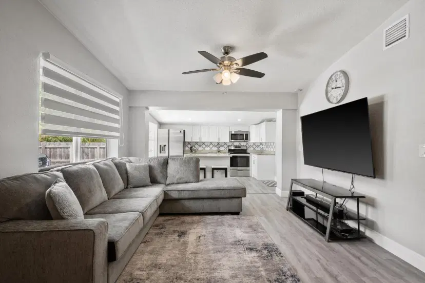 Picture of 326 Glen Arbor Terrace, Boynton Beach FL 33426