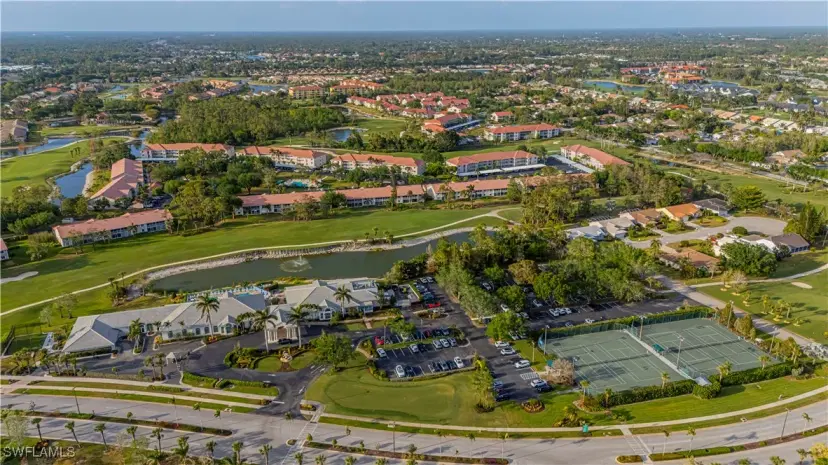 Picture of 144 Glen Eagle Cir, Naples FL 34104
