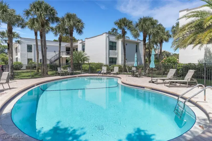 Picture of 822 10Th Ave S 822, Naples FL 34102