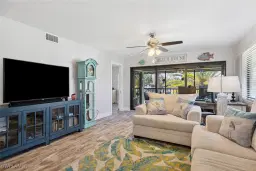 Picture of 4967 Pepper Cir 206, Naples, FL 34113