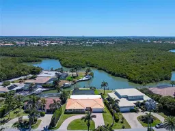 Picture of 2111 Sheepshead Dr, Naples, FL 34102