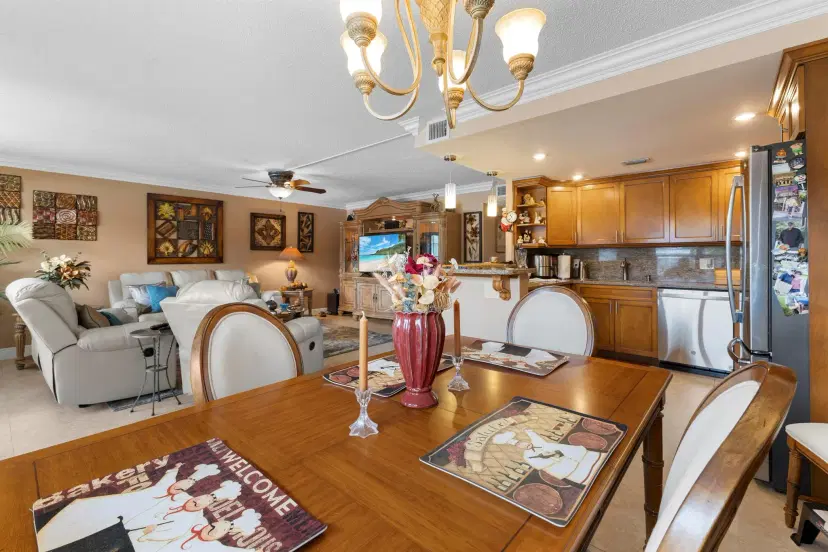 Picture of 110 Greenbrier B, West Palm Beach FL 33417