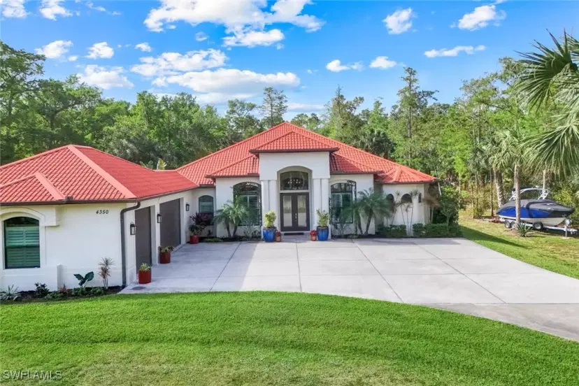 Picture of 4350 1St Ave Nw, Naples FL 34119