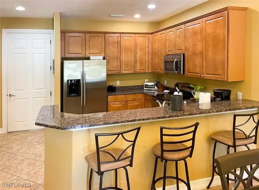 Picture of 9114 Chula Vista Ln 11905, Naples FL 34113