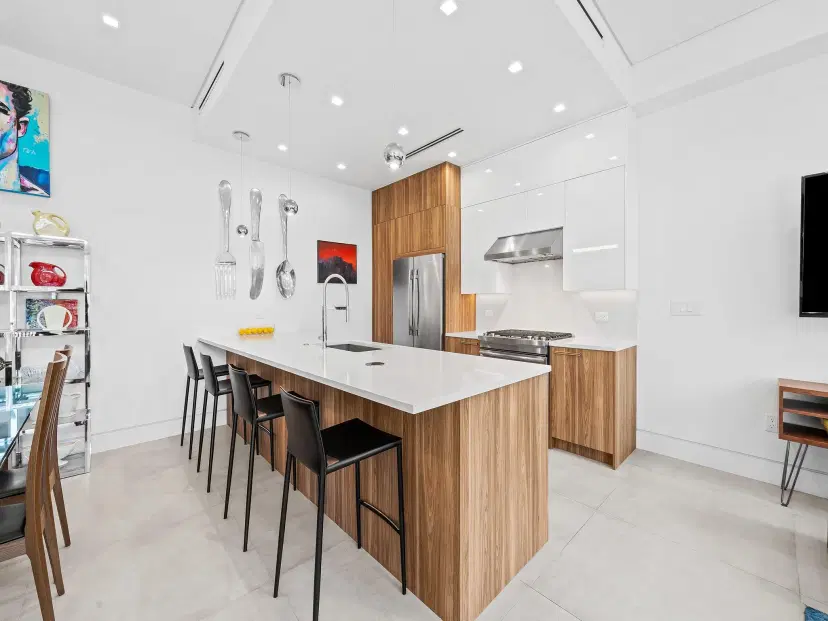 Picture of 805 NE 6Th St, Fort Lauderdale FL 33304