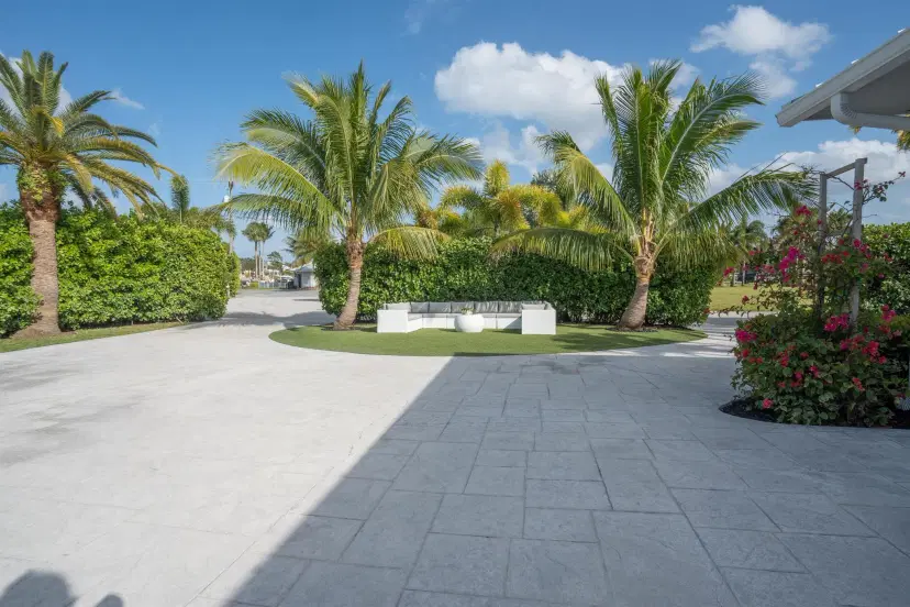 Picture of 12 SE Hitching Post Circle, Tequesta FL 33469