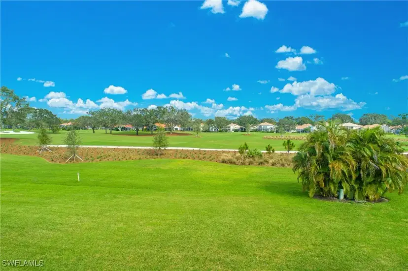 Picture of 6045 Chardonnay Ln 204, Naples FL 34119