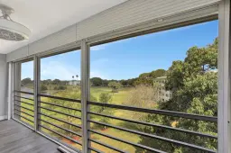 Picture of 4701 Martinique Dr M4, Coconut Creek, FL 33066