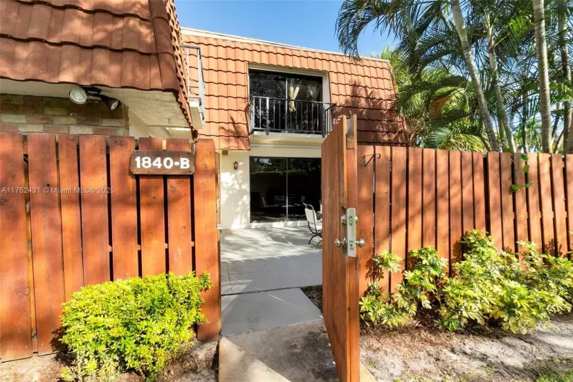 Picture of 1840 San Juan Dr 24-B, Delray Beach FL 33445